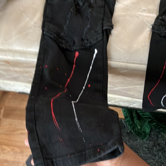 Jasier - Picture 3 of 17